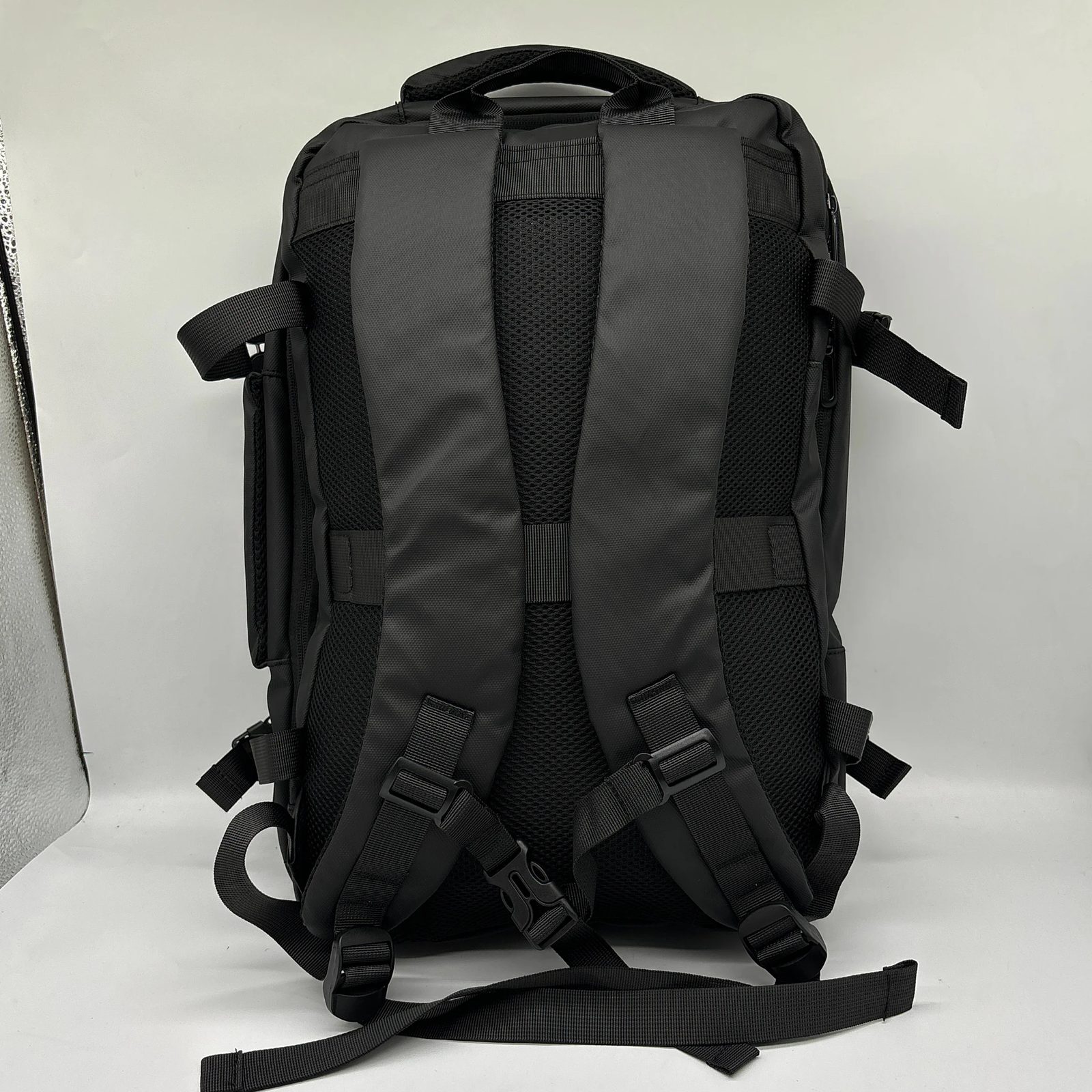 Suitable notebok size: 15.6 inches gallery 1