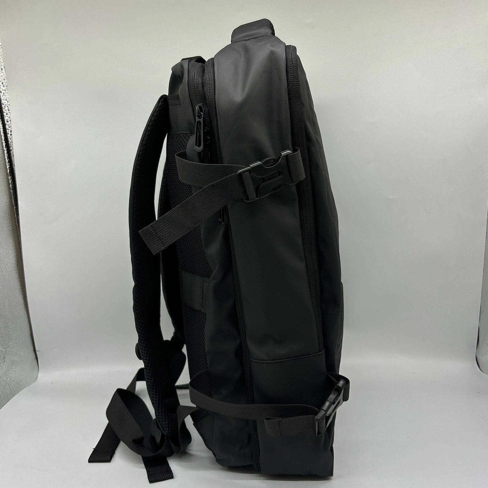 Suitable notebok size: 15.6 inches gallery 4
