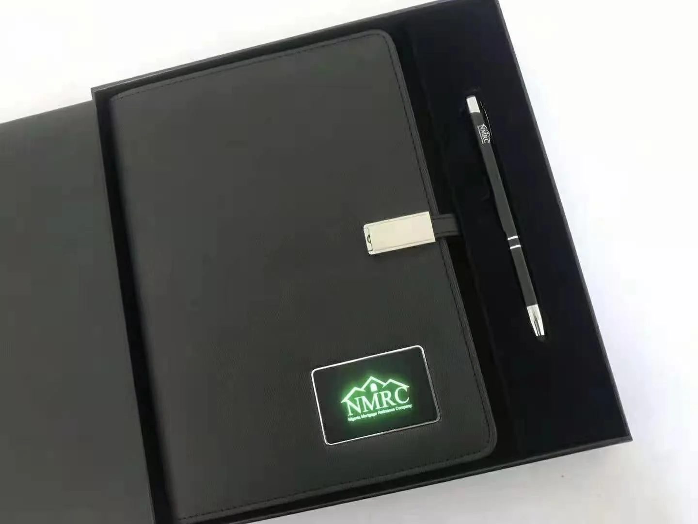 Notebook: 8,000mAh + U flash drive 16GB + wireless charger 5W + light up logo 7 colors Gift Set gallery 3