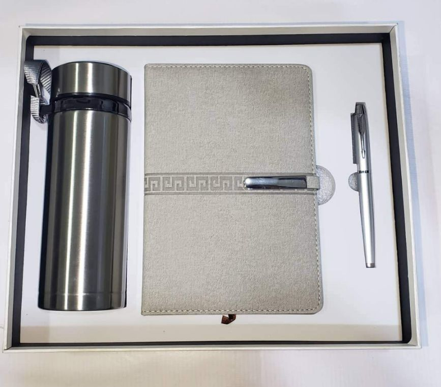 A5 perfect binding notebook;                 2. Metal pen;                      3. 500mL Vacuum flask without temperatur