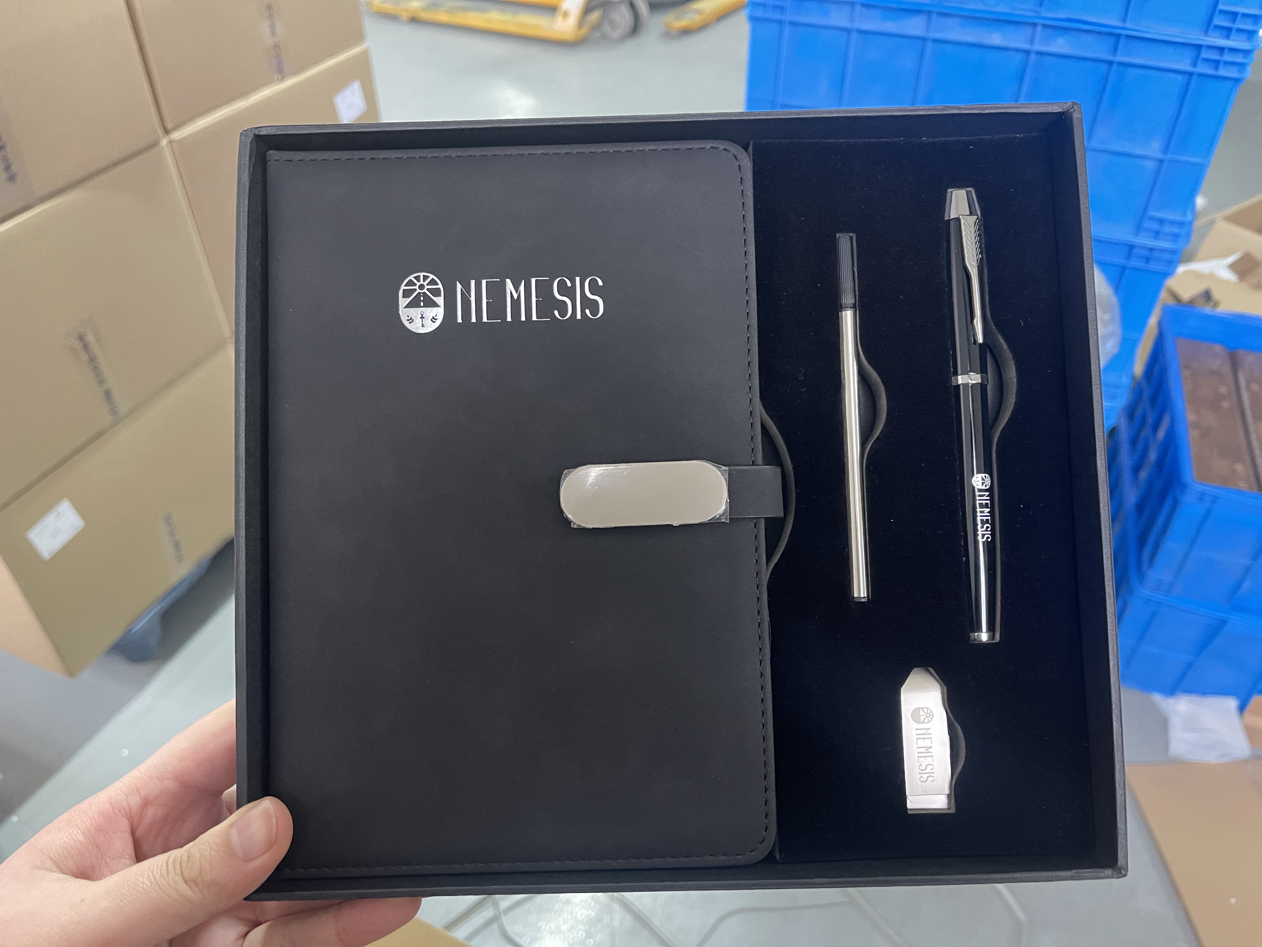 A5 Planner, U Disk 16GB, Metal Pen and Pen Refill Gift Set