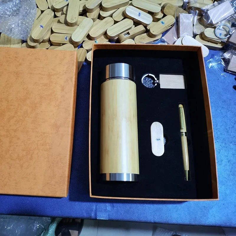 Wood Pen, Wood USB 16GB and Wood Keychain Gift Set