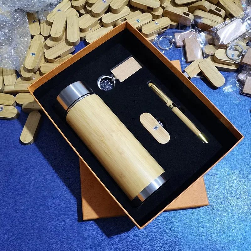 Wood Pen, Wood USB 16GB and Wood Keychain Gift Set gallery 1