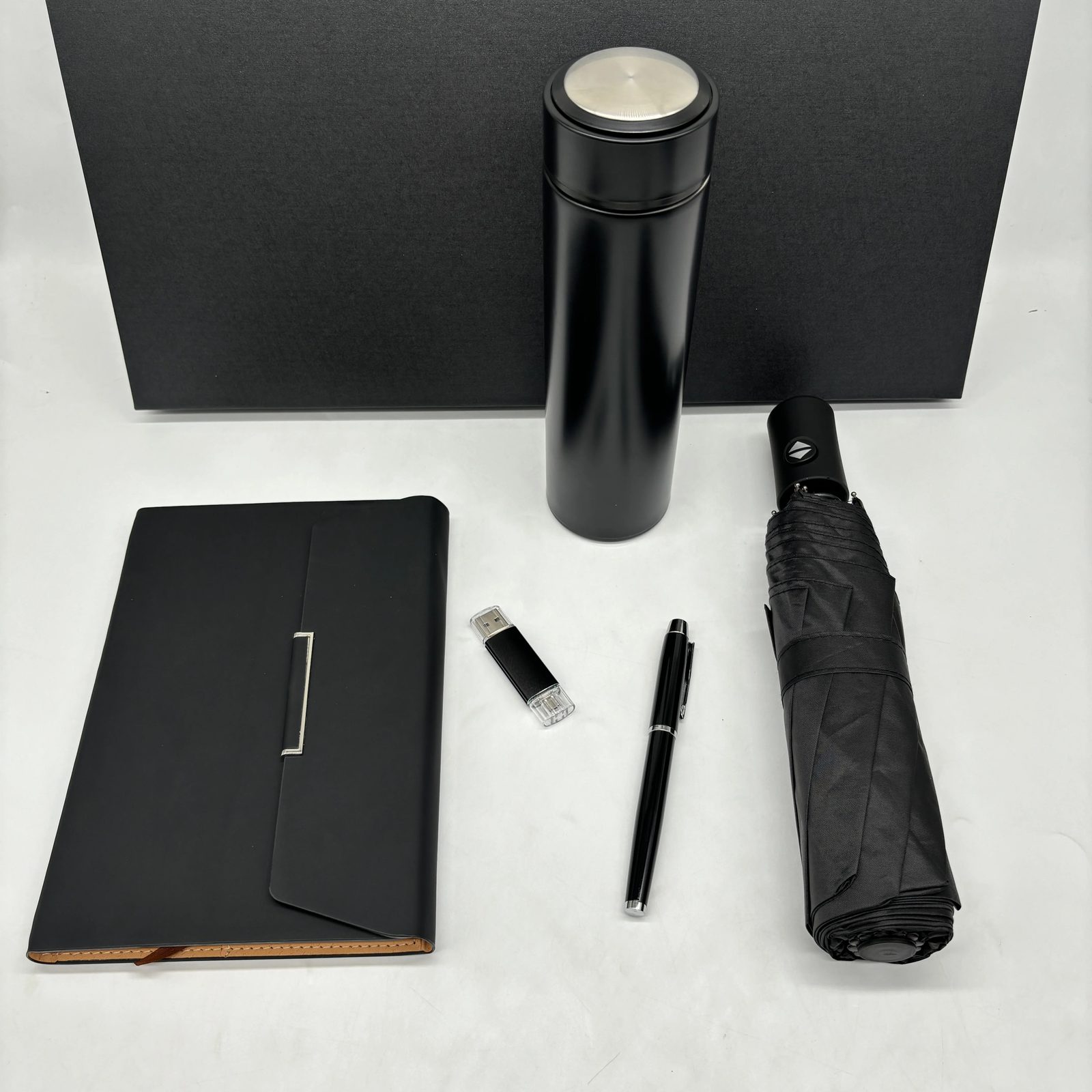 304 stainless bottle without temperature display Gift Set gallery 1