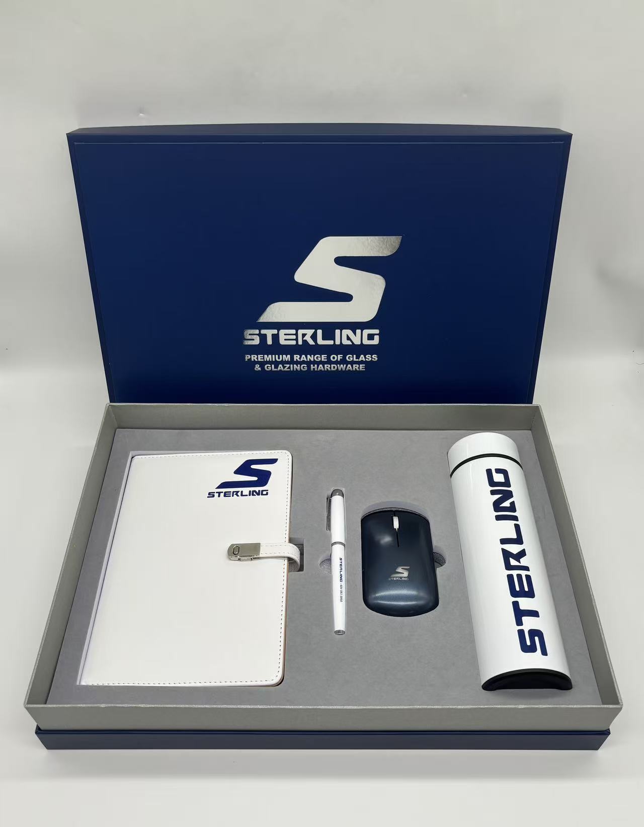 A5 Notebook, Metal Pen, Wireless Charger Mouse & Thermos Bottle Corporate Gift Set