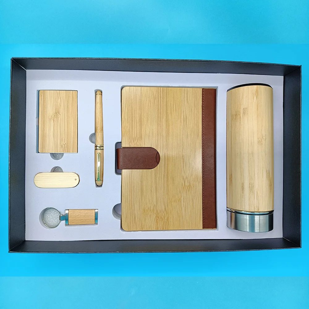 Wood bottle with temperature display Gift Set gallery 5