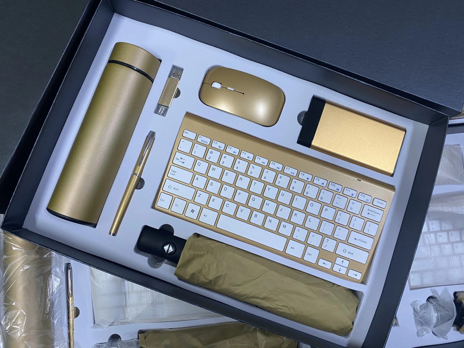 304 stainless metal bottle without temperature display Gift Set gallery 3