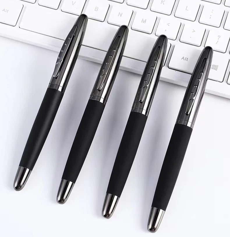 Metal pen