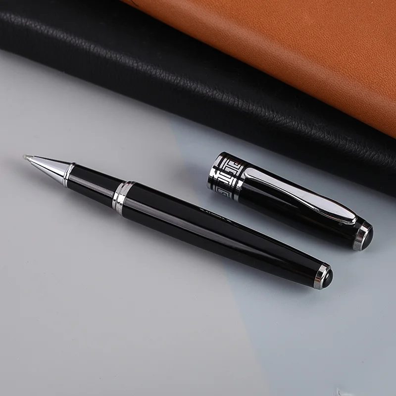 Metal pen with Window grilles gallery 5