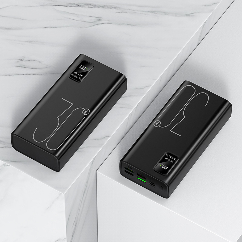 Battery:30,000mAh