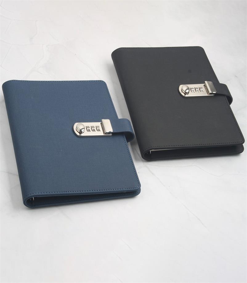 Power bank: 8,000mAh