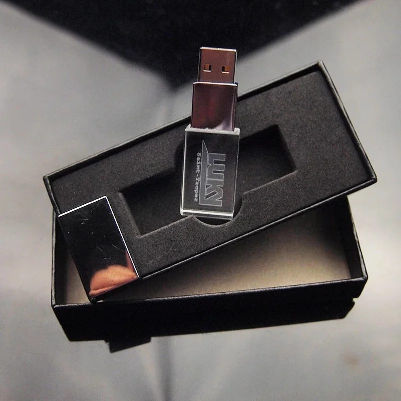 Crtstal U flash drive gallery 3